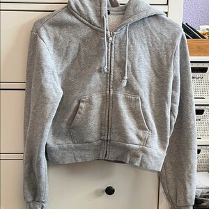 Women’s Cropped Gray Brandy Melville Zip-Up Hoodie (Small)